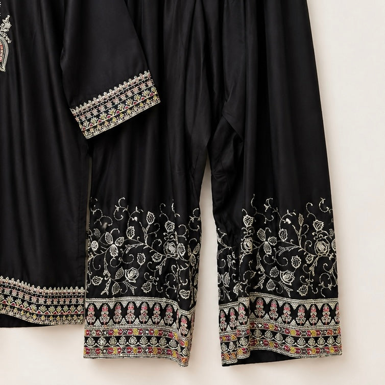 Dabish Farshi suit