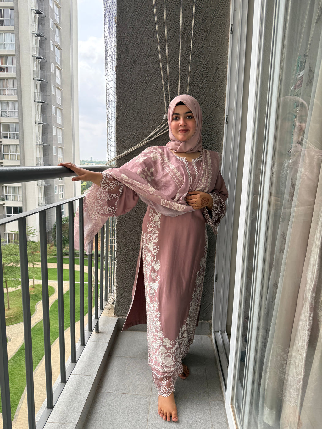 Mauve soft Rayon Burj khalifa Suit