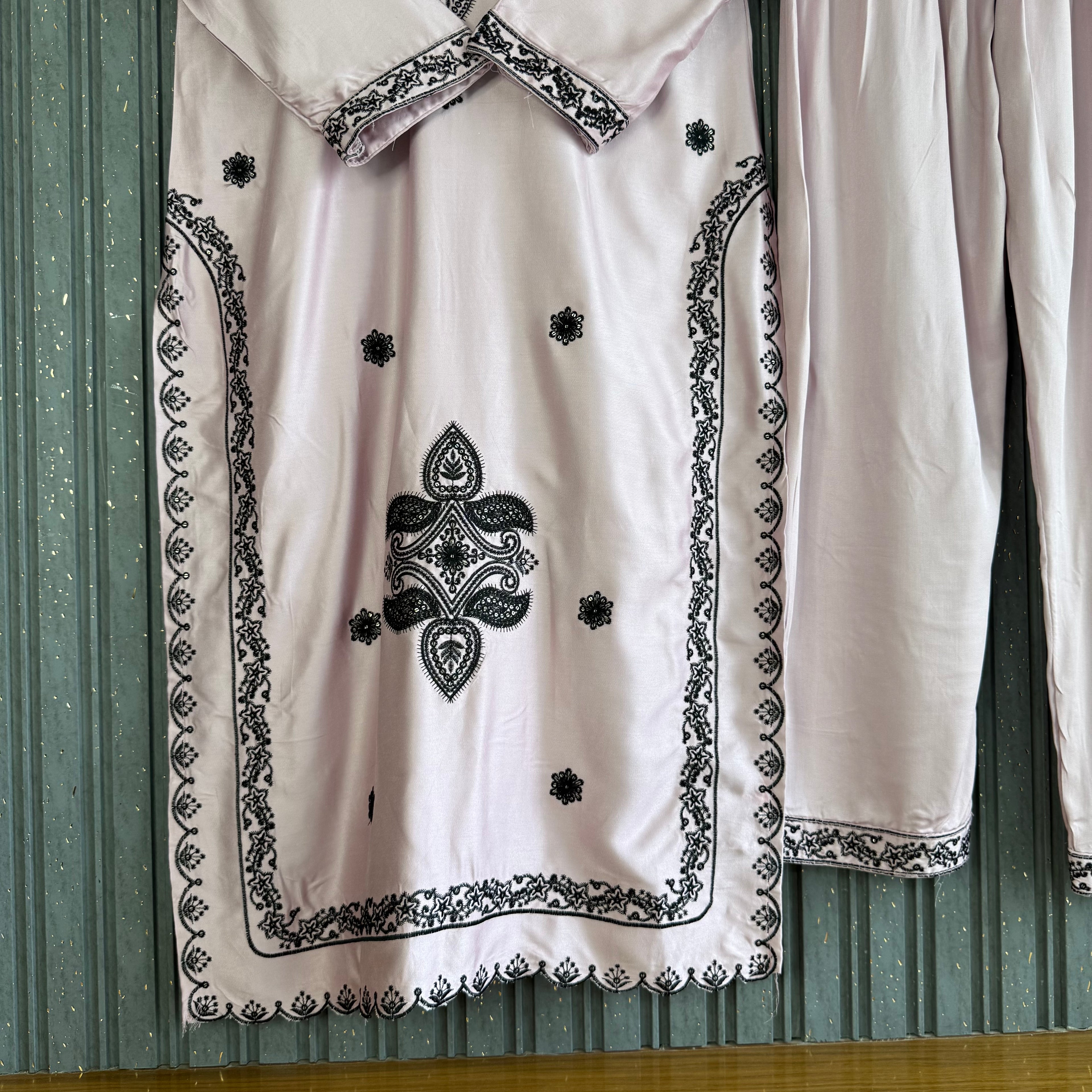 Vehrish rayon suit