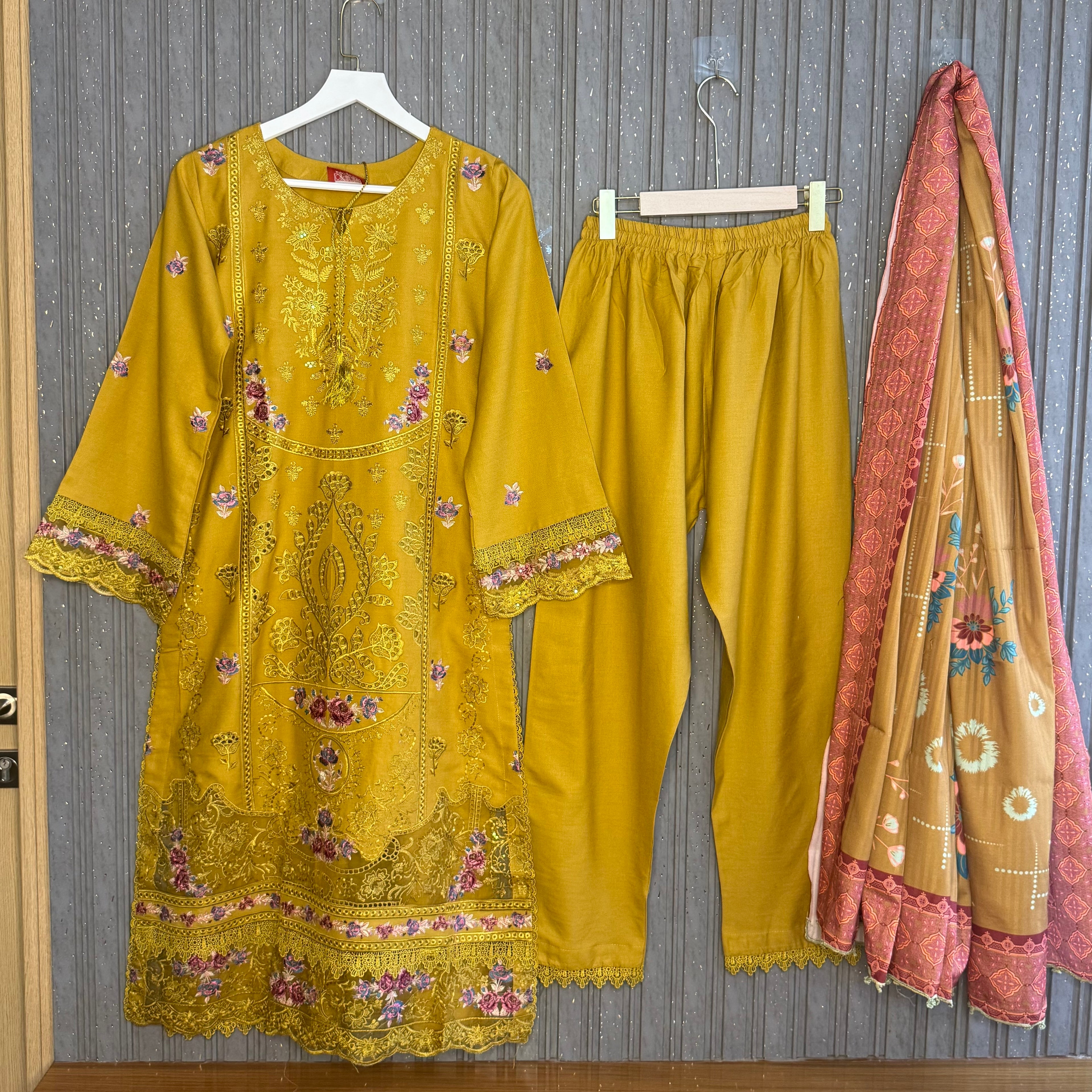 Siddiqua Noman Pakistani luxe