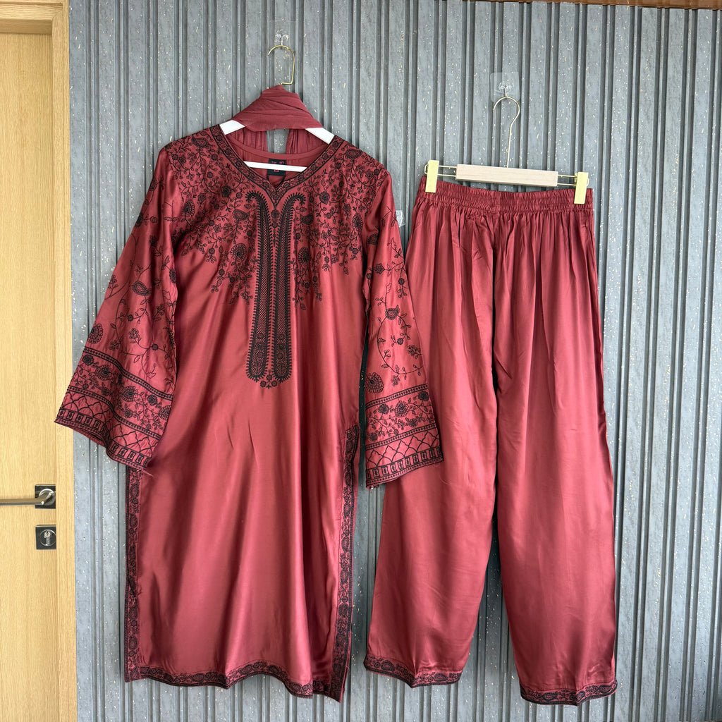 Agha talal pakistani suit