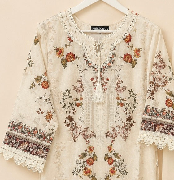 Maliha kashaf  Pakistani suit