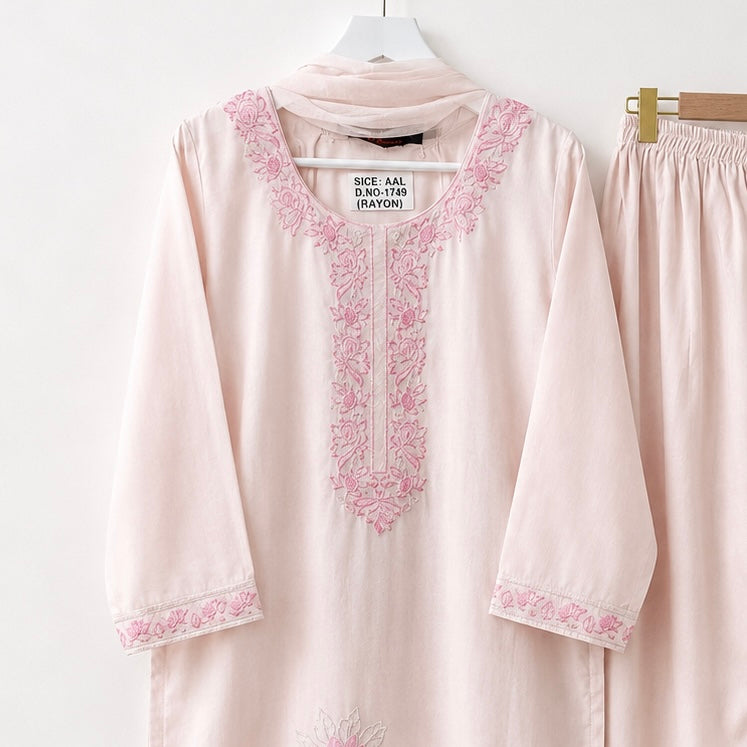 Mihira Pakistani suit
