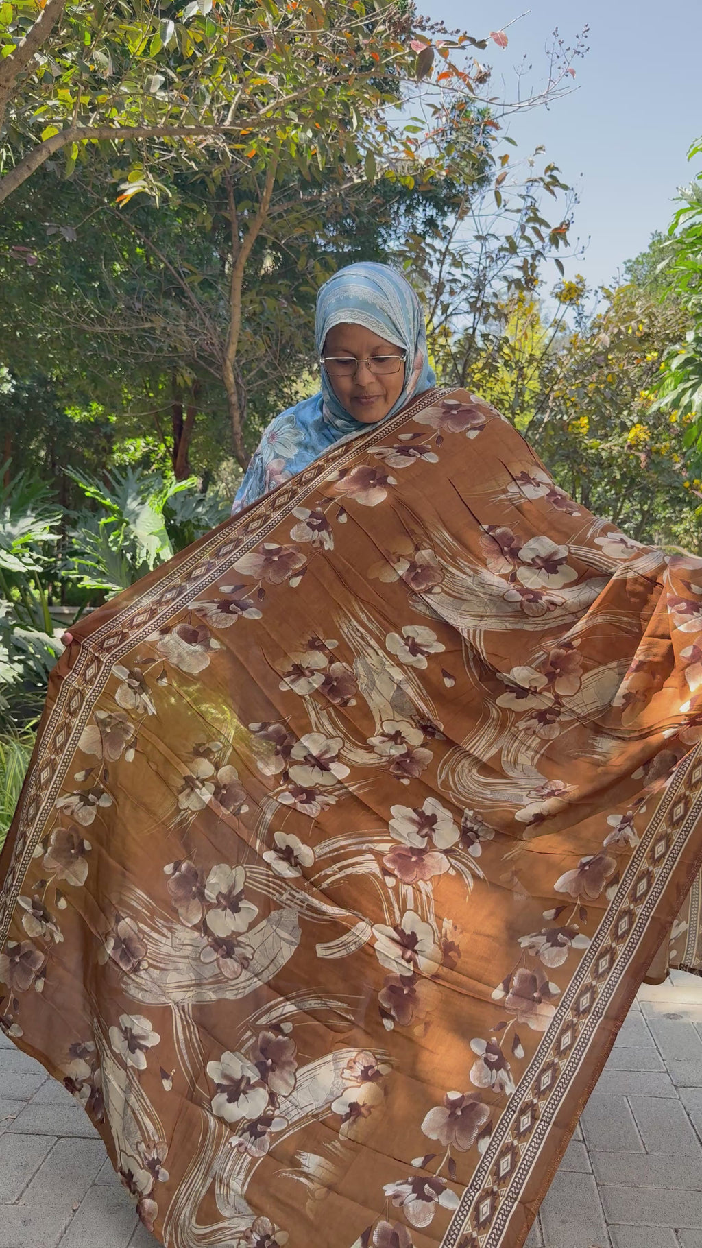 Mehrzaad Royale – Unstitched Ramzan Dress