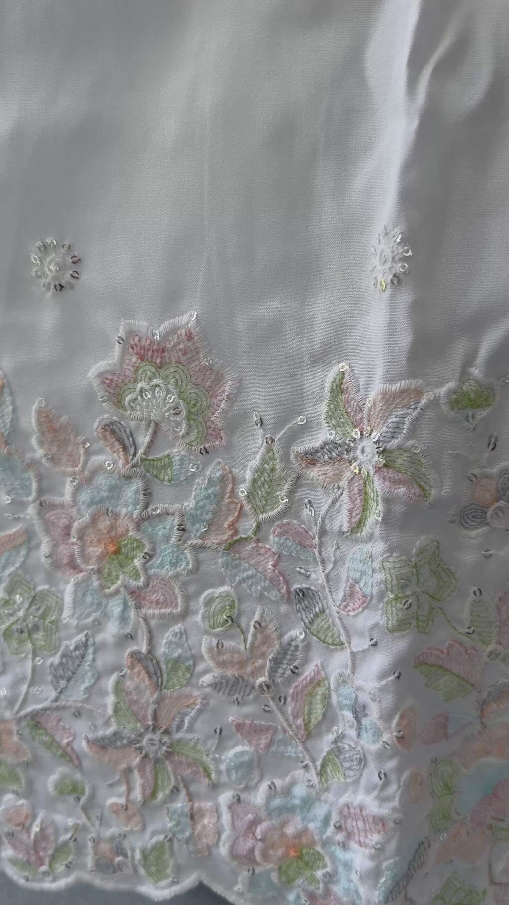 Avelisse Bloom – Premium Unstitched Suit