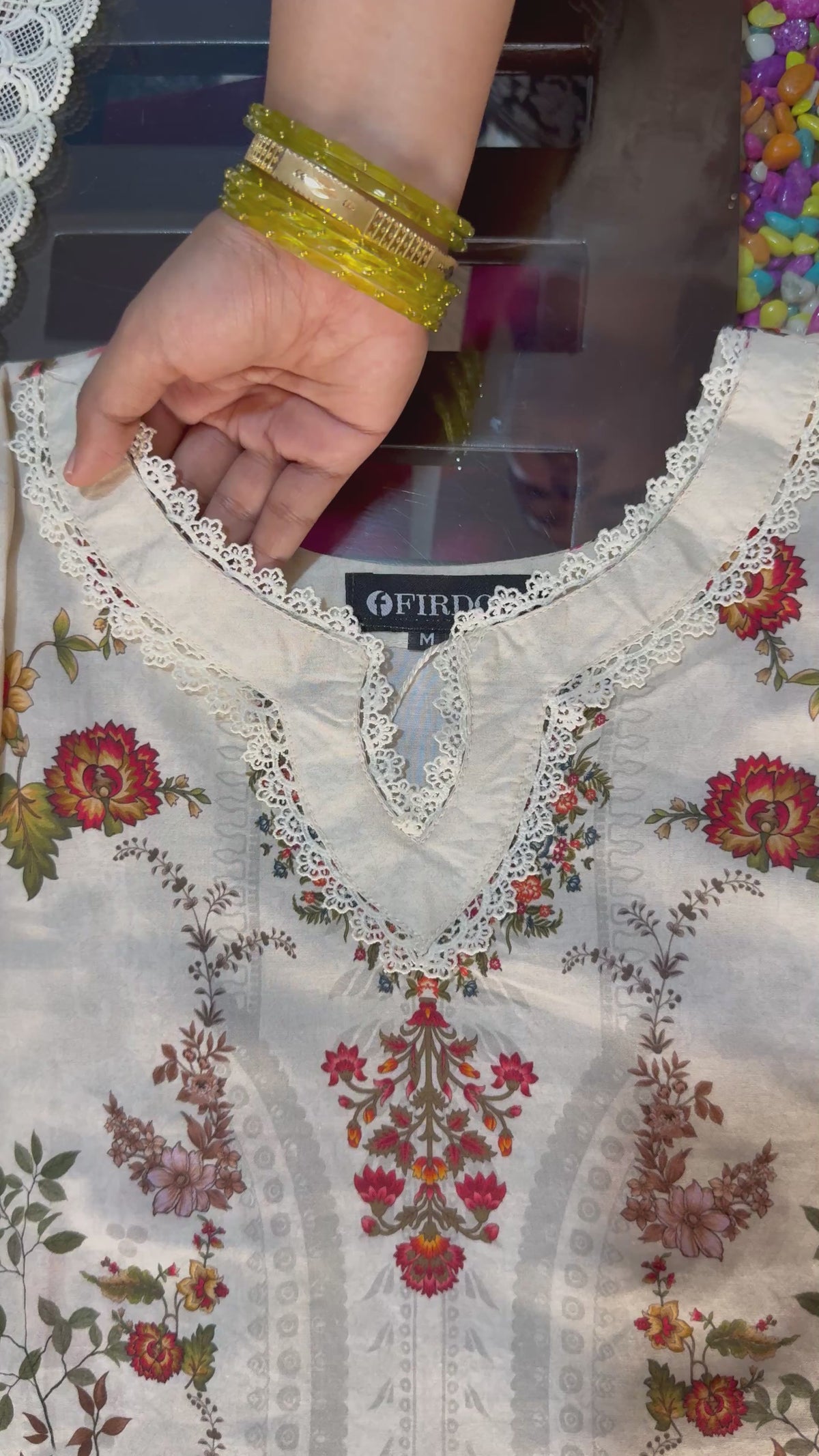 Maliha kashaf  Pakistani suit