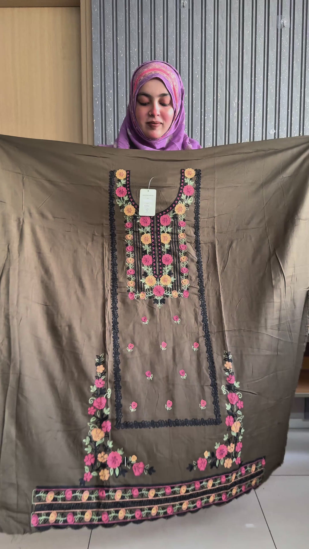 Kashmiri unstitched suit
