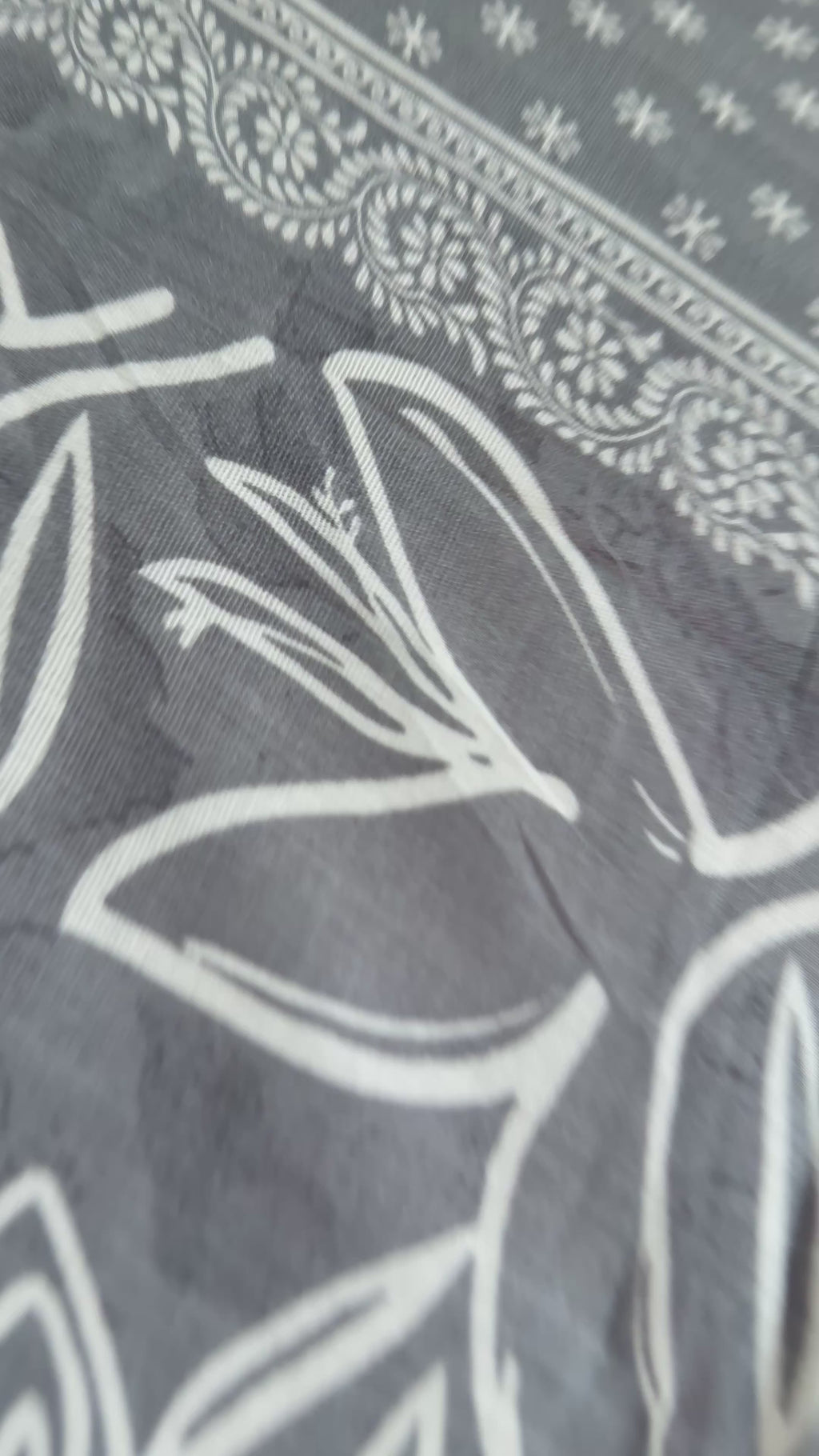 Zamrood Unstitched suit